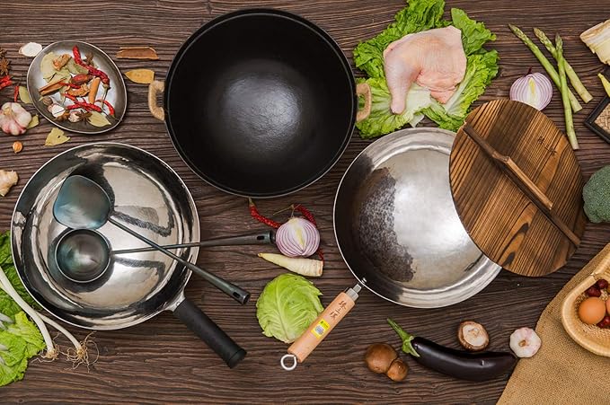 ?삡툒??ZhenSanHuan Chinese Hand Hammered Iron Woks and Stir Fry Pans, Non-stick, No Coating, Carbon Steel Pow (36CM, Blue Black - Seasoned)