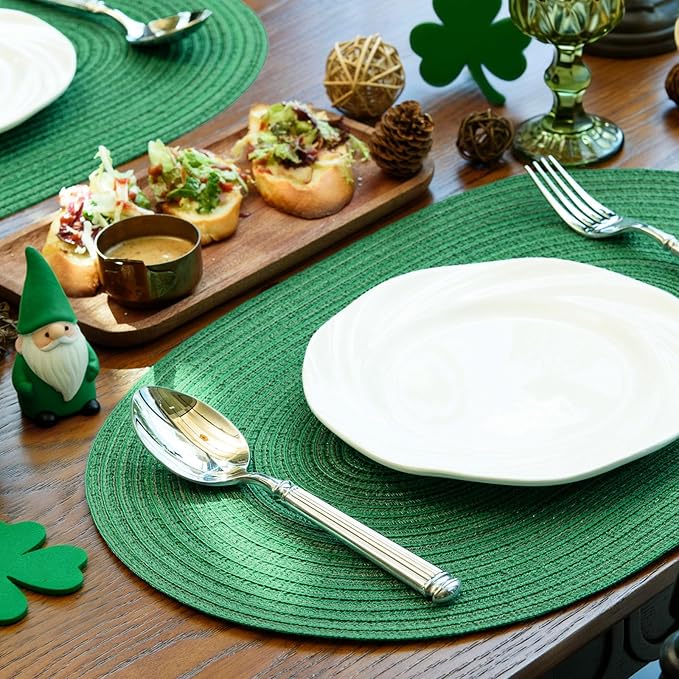Noctiflorous Oval Braided Placemats Set of 8 Woven 12x18 Inch Non Slip Washable Heat Resistant Place Mats Round Tablemats for Dining Kitchen Party Daily Table Decor Dinner Mats (Green Shine, 8)