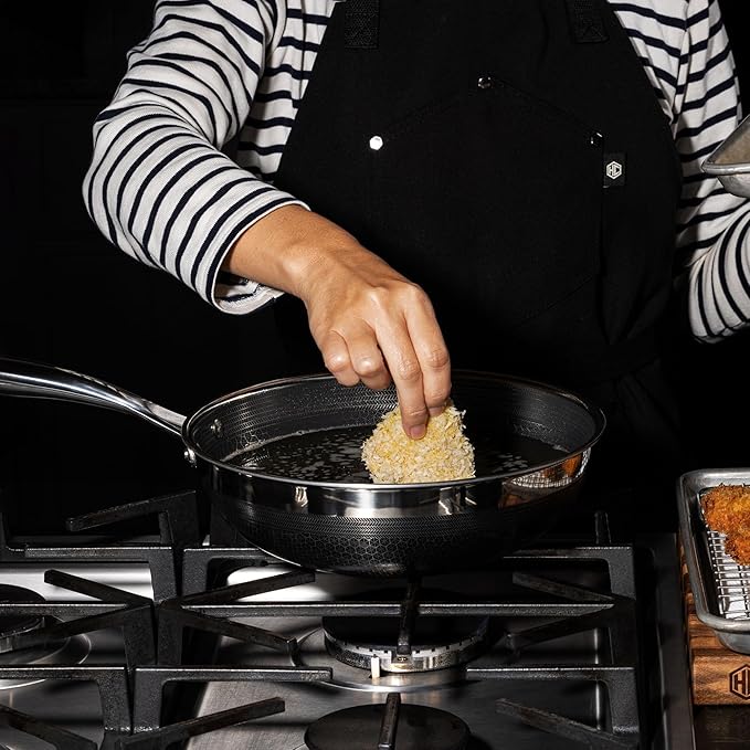 HexClad Hybrid Nonstick 10-Inch Wok with Stainless Steel Lid, Stay-Cool Handle, Dishwasher-Friendly, Oven-Safe Up to 900째F, Induction Ready, Compatible with All Cooktops