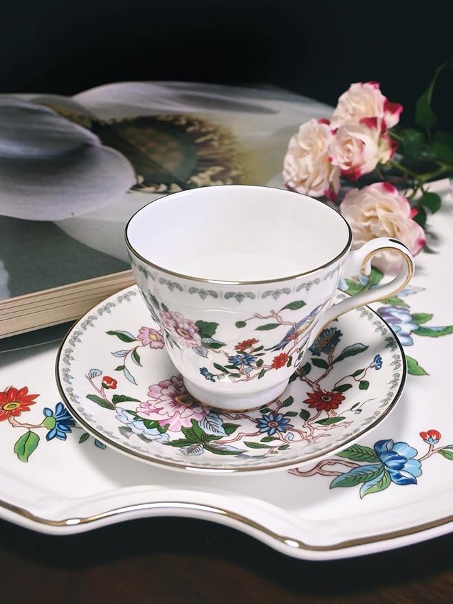 Aynsley Pembroke Stratford Fine Bone China Teacup & Saucer - 5oz (150ml), Elegant Stratford Shape, Christmas Gift for Tea Lovers, British Craftsmanship