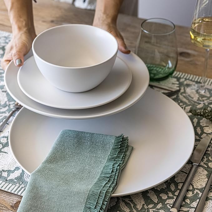 over&back Coupe Stoneware Serving Platter - Elegant 1-Piece Round Serving Platter to Complete Your Kitchen Set - 13.1" x 13.1" - Semi-Matte White