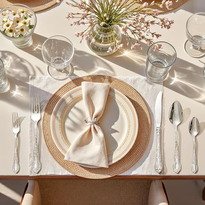 KINGSTONE Vintage Carved Silverware Set, 60-Piece 18/10 Stainless Steel Flatware Cutlery Set with Retro Royal Thick Handle, Tableware Utensils for Home, Restaurant, party, Wedding, Dishwasher Safe