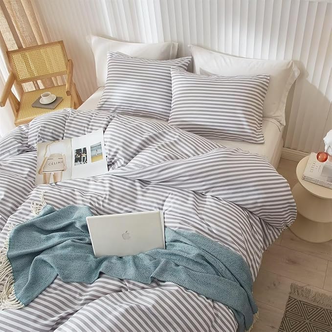 Queen Comforter Set Grey White Stripes Comforter 3 Pieces Fluffy Soft Lightweight Bedding Comforter for All Season Down Alternative Comforter Boho Farmhouse Bedding Striped Comforter Set