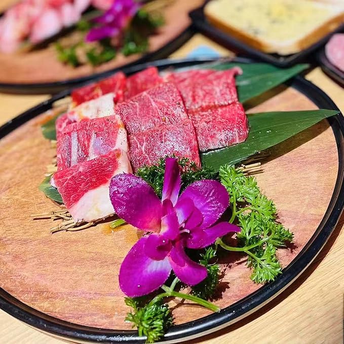 Rainlily Wen Sushi Leaf 8.3''*2.1'' 100 Pcs Small Trimmed Leaves Bamboo Leaf Sushi Plate Food Decorate Fresh Vacuum Bamboo Leaves Dish Decoration Photography of Dishes