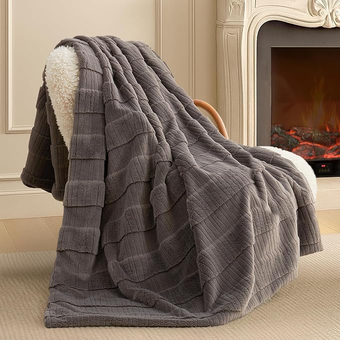 Am챕lie Home Luxury Striped Faux Fur Throw Blanket for Couch, Soft Cozy Fuzzy Fluffy Plush Blankets for Sofa Chair Gift for Women, 55"x70", Charcoal Gray
