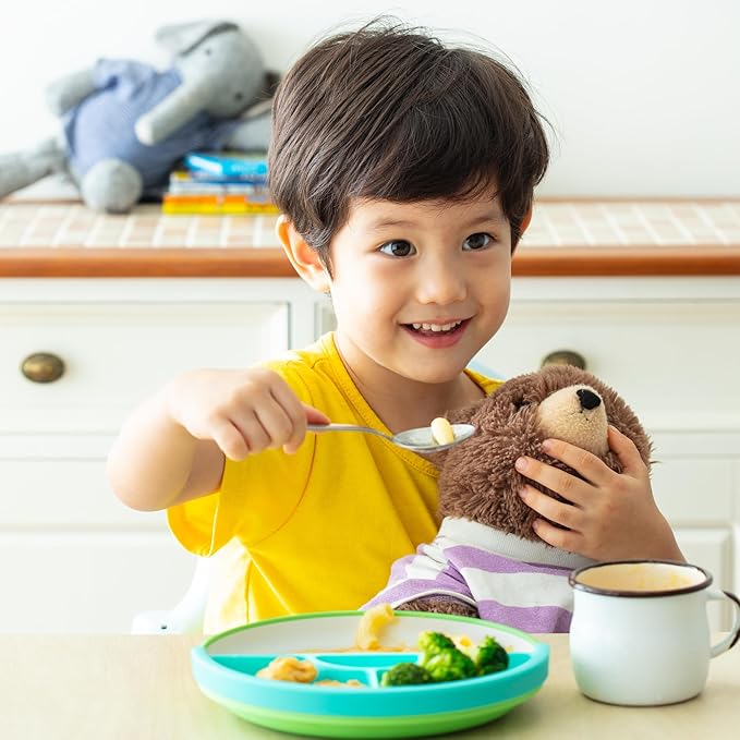 Omie짰 Easy Scoop Plates for Kids | Unique Design Helps Food Fall into the Spoon, Not on the Table | Made from Plants | 3 Plates + 2 Silicone Dividers | Green