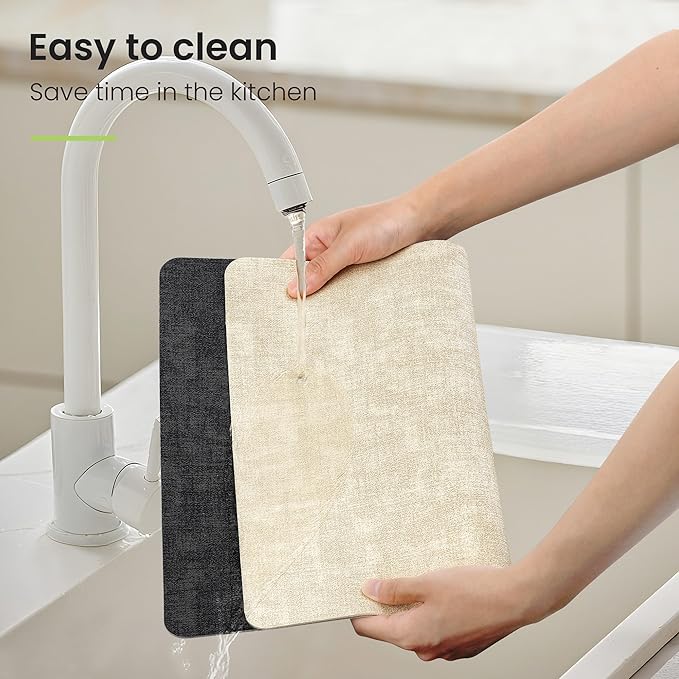 Fyvva Placemats Set of 4, Faux Leather Heat Resistant Wipeable Placemats, Dual Sided Waterproof Oilproof Washable Table Mats with Coaster, Suitable for Kitchen, Dining, Table Decor (4, Black Beige)