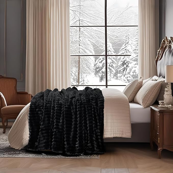 Am챕lie Home Faux Fur Throw Blanket for Couch, Cozy Fuzzy Fluffy Fur Luxurious Soft Striped Plush Gift Blankets for Family Sofa Chair Bedroom, 55"x70", Black