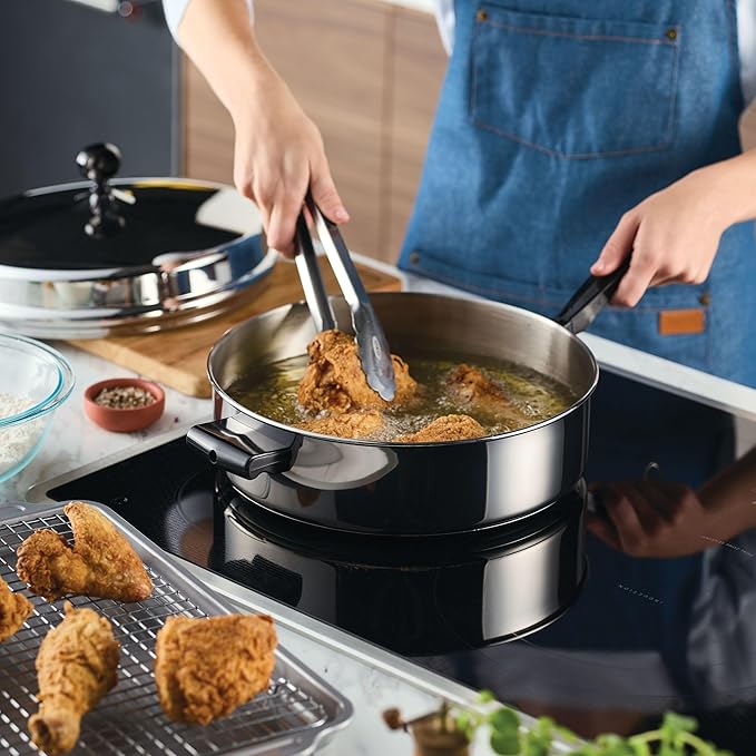 Farberware Classic Series Anniversary Edition Stainless Steel Saut챕 Pan and Lid with Helper Handle, Induction Suitable, 6 Quart Jumbo Cooker, Metal Utensil Safe - Stainless Steel