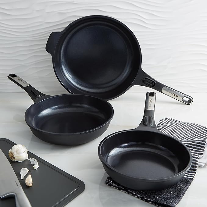 BergHOFF Phantom 3Pc Nonstick Ceramic Frying Pan Set Detachable Handle Recycled Cast Aluminum CeraGreen Non-toxic Coating Induction Pan Oven-to-table Cookware Full Disk