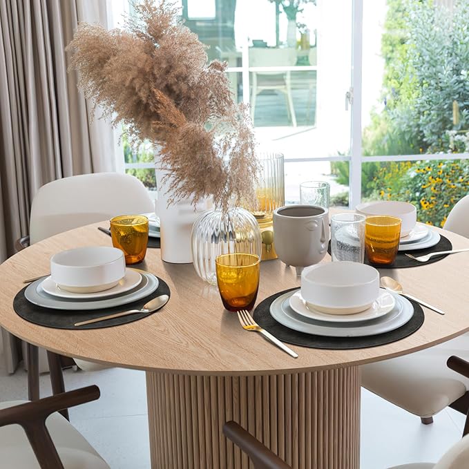 ADRIMER Placemats, Heat Resistant Round Placemats Set of 4 Washable, Waterproof Table Mats, Wipeable Faux Leather Place Mats for Kitchen, Dining Room, Dark Grey