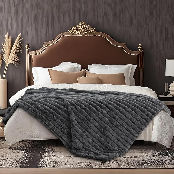 Am챕lie Home Faux Fur Throw Blanket for Couch, Ultra Cozy Fuzzy Fluffy Fur Luxurious Soft Striped Plush Gift Blankets for Family Sofa Chair Bedroom, 60"x80", Cationic Wolf Gray