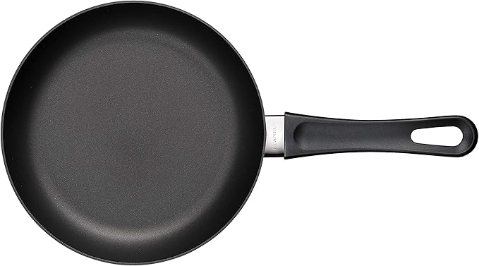 Scanpan Classic 8 inch Nonstick Fry Pan ??Compatible with Gas and Electric Stovetops, Metal Utensil Safe, Oven Safe to 500째F, Dishwasher Safe, (20001200)