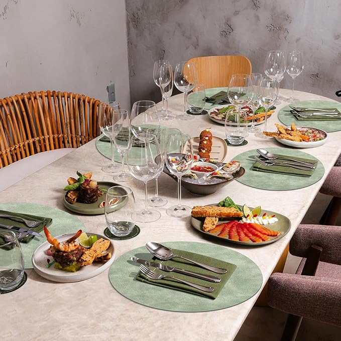 ADRIMER Placemats, Heat Resistant Round Placemats Set of 6 Washable, Waterproof Table Mats, Wipeable Faux Leather Place Mats for Kitchen, Dining Room, Green