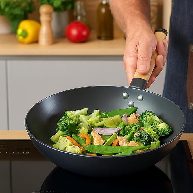 Cuisiland 12" Nitrided Cast Iron Wok ??Rust-Resistant Stir-Fry Pan, Removable Beechwood Long Handle, Naturally Non-Stick, Durable & Comfortable Grip, Classic Heat Retention