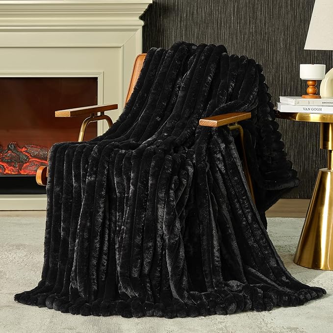 Am챕lie Home Faux Fur Throw Blanket for Couch, Cozy Fuzzy Fluffy Fur Luxurious Soft Striped Plush Gift Blankets for Family Sofa Chair Bedroom, 55"x70", Black