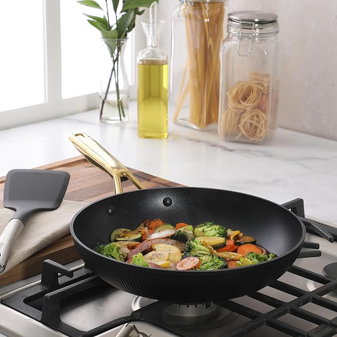 Oster Platinum Abbotsford 11-Inch Nonstick Skillet Fry Pan ??Matte Black Stripe Cookware with Gold Handle, Dishwasher Safe, Modern Kitchen Essentials
