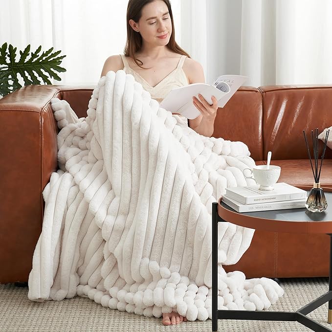 Am챕lie Home Faux Fur Throw Blanket for Couch, Cozy Fuzzy Fluffy Fur Luxurious Soft Striped Plush Gift Blankets for Family Sofa Chair Bedroom, 55"x70", Ivory