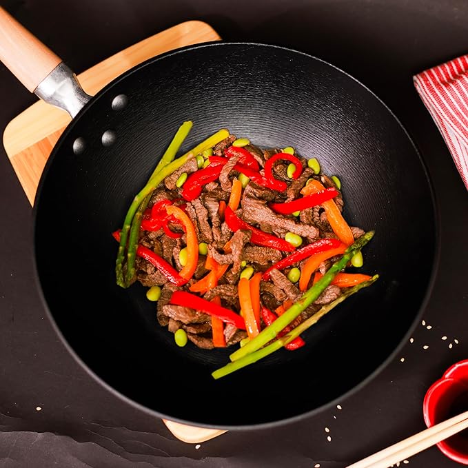 Joyce Chen 23-0003, Lightweight Cast Iron Stir Fry, 11.5-Inch
