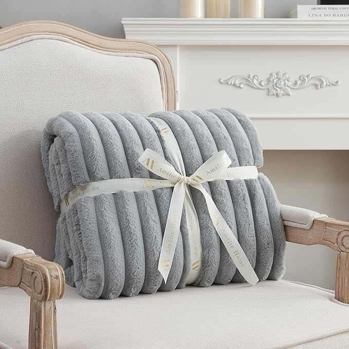 Am챕lie Home Faux Fur Throw Blanket for Couch, Cozy Fuzzy Fluffy Fur Luxurious Soft Striped Plush Gift Blankets for Family Sofa Chair, 60"x80", Light Grey