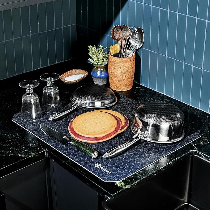 HexClad 2-Piece Dish Drying Mat Set Made of Absorbent Fabric that Holds up to 8oz of Liquid, Ultra-Thin Design for Fast Drying, Waterproof and Non-Slip Backing, Cut for a Universal Fit that Won?셳 Fray