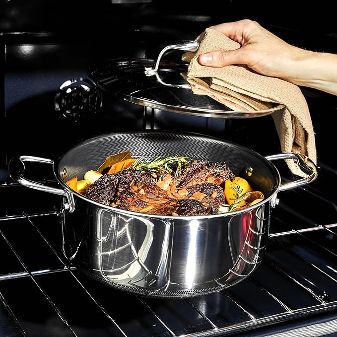 HexClad Hybrid Nonstick 5-Quart Dutch Oven with Stainless Steel Lid, Stay-Cool Handles, Dishwasher-Friendly, Oven-Safe Up to 900째F, Induction Ready, Compatible with All Cooktops