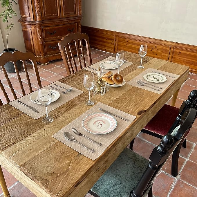 WAZAIGUR Placemats,Easy to Clean Crisscross Woven Vinyl Place Mats Durable Non-Slip Heat Resistant Table Mats,Placemats for Kitchen Table (Beige, 4)
