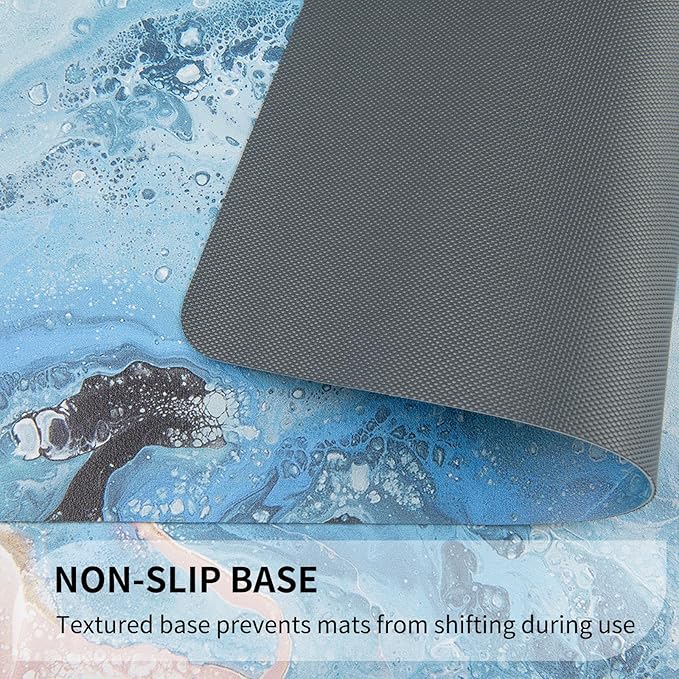 QIYI Placemats Set of 4, 12x18 Inch Faux Leather Place Mats for Kitchen Dinning, Heat Resistant Non Slip Pink Table Mats, Waterproof Wipeable Washable Placemat Party Table D챕cor, Blue Fluid Marble
