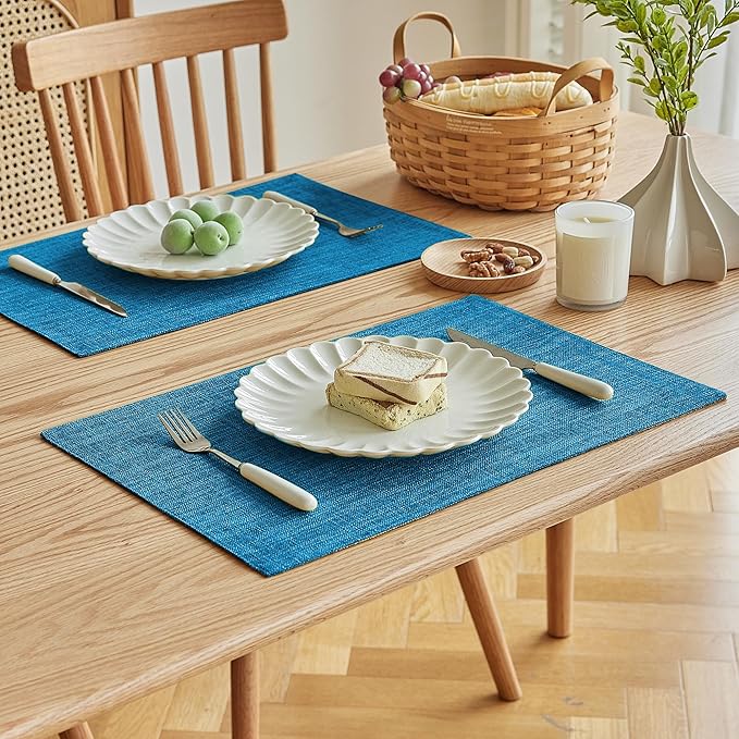 Softalker Faux Linen Placemats Set of 4-12 x 18 Inch, Heat Resistant Double Layered Durable Burlap Farmhouse Place Mats, Non-Slip Washable Rustic Table Mats for Dining, Kitchen, Party竊늆ky Blue