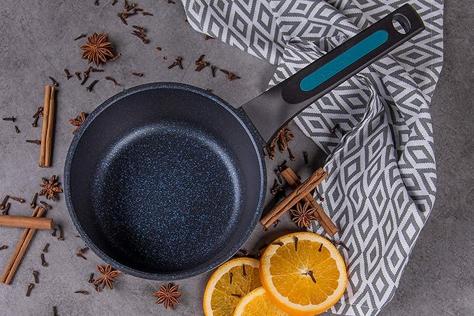 Arcos Non-stick Saucepan 16 cm, Cast Aluminium, Suitable for All Kitchens, Ergonomic Handle, Energy Saving, Dishwasher, Black/Blue, Thera Series