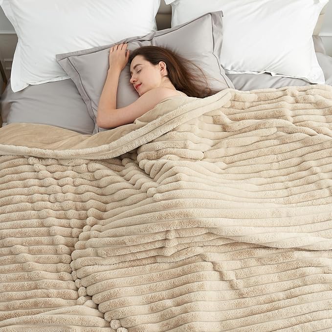Am챕lie Home Faux Fur Throw Blanket for Couch, Cozy Fuzzy Fluffy Fur Luxurious Soft Striped Plush Gift Blankets for Family Sofa Chair, 60"x80", Beige