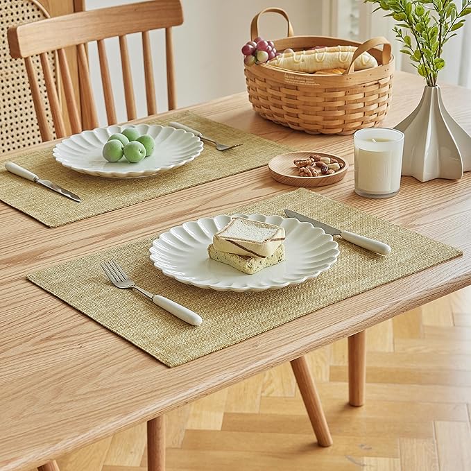 Softalker Faux Linen Placemats Set of 6-12 x 18 Inch, Heat Resistant Double Layered Durable Burlap Farmhouse Place Mats, Non-Slip Washable Rustic Table Mats for Dining, Kitchen, Party竊뉻haki