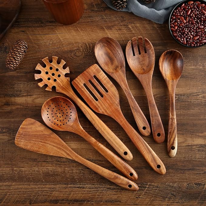 Wooden Kitchen Cooking Utensils, NAYAHOSE 8 Pcs Natural Teak Wooden Spoons Spatulas and Wooden Storage Barrel for Non-stick Pan