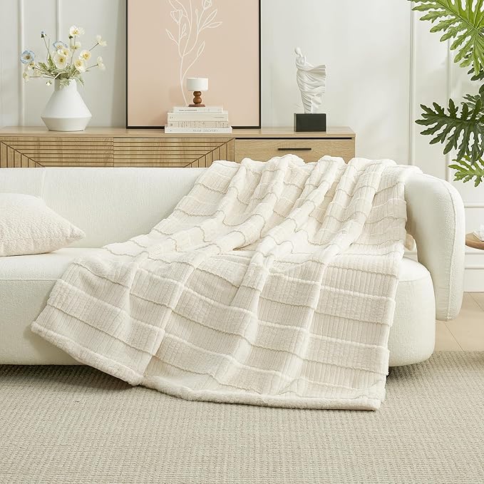 Am챕lie Home Luxury Striped Faux Fur Throw Blanket for Bed Queen Size, Soft Cozy Fuzzy Fluffy Plush Gift Blankets for Women, 88"x90", Ivory