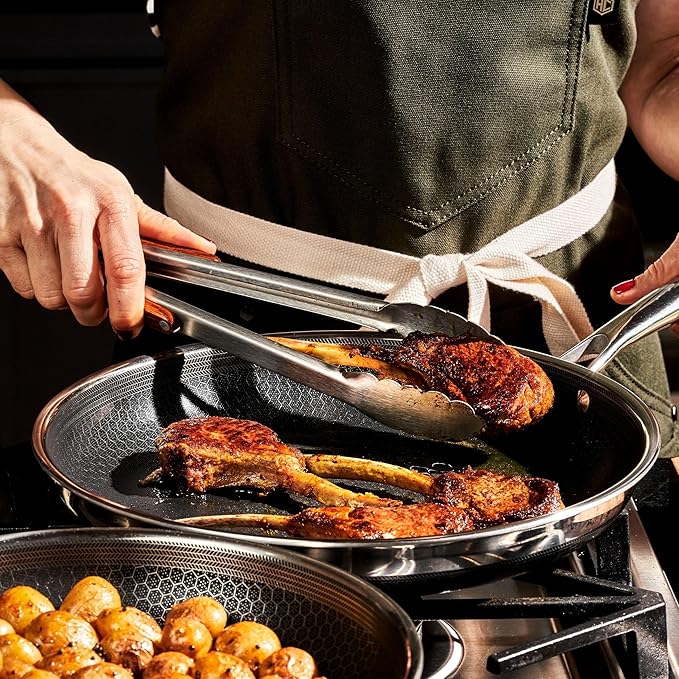 HexClad Hybrid Nonstick 10-Inch Frying Pan, Stay-Cool Handle, Dishwasher-Friendly, Oven-Safe Up to 900째F, Induction Ready, Compatible with All Cooktops