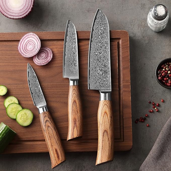 Wakoli EDIB Pro 3-Piece Damascus Kitchen Knife Set in Gift Box ??Sharp Knives Set made of Genuine Damascus Steel (VG10 Core) ??Santoku, Small Santoku & Paring Knife ??Ergonomic Pakkawood Handles