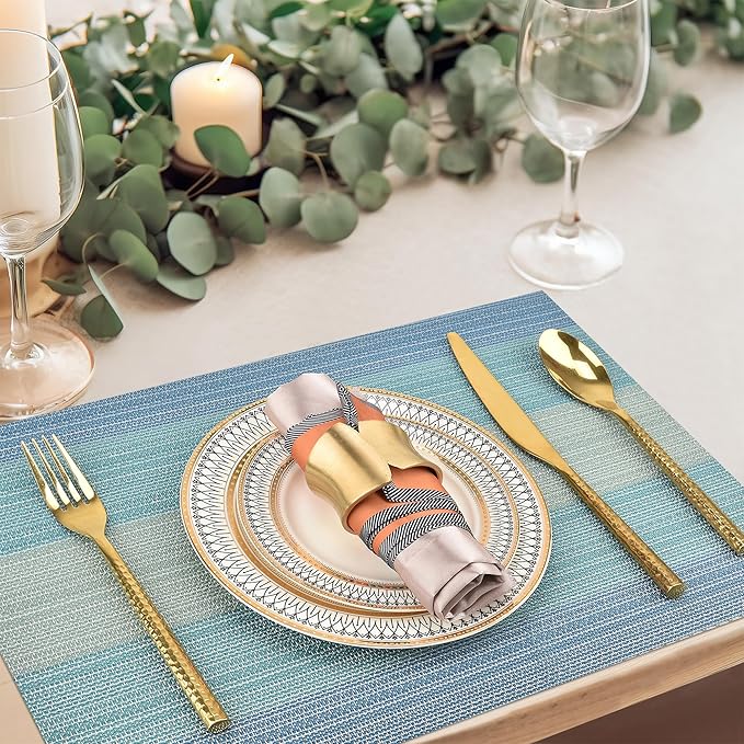 SLKQG Placemats Set of 6 - Easy Clean Washable Vinyl Placemats - Wipeable Heat Resistant Table Mats for Dining Table - 17.7x11.8 Inch (6, Blue Gradient)