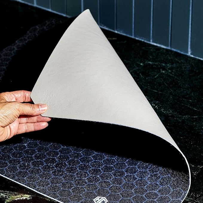 HexClad 2-Piece Dish Drying Mat Set Made of Absorbent Fabric that Holds up to 8oz of Liquid, Ultra-Thin Design for Fast Drying, Waterproof and Non-Slip Backing, Cut for a Universal Fit that Won?셳 Fray