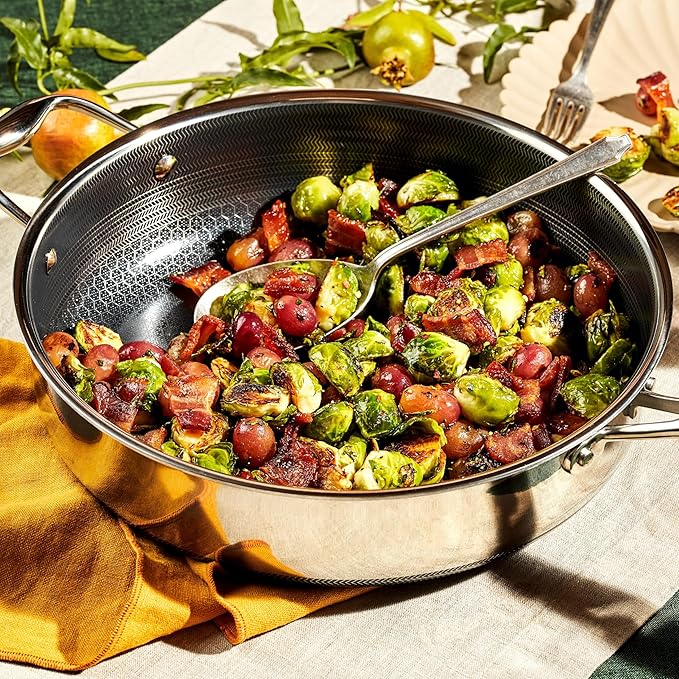 HexClad Hybrid Nonstick 4.5-Quart Deep Saut챕 Pan with Tempered Glass Lid, Stay-Cool Handle, Dishwasher-Friendly, Oven-Safe Up to 900째F, Induction Ready, Compatible with All Cooktops