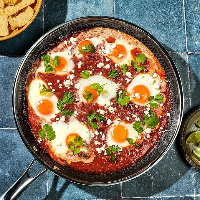 HexClad Hybrid Nonstick 12-Inch Frying Pan with Tempered Glass Lid, Stay-Cool Handle, Dishwasher-Friendly, Oven-Safe Up to 900째F, Induction Ready, Compatible with All Cooktops